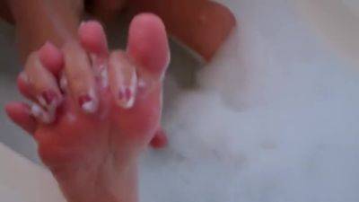 Swarthy Spanish Girl Soapy Foot Fetish Scene In Bathtub - hclips.com - Spain